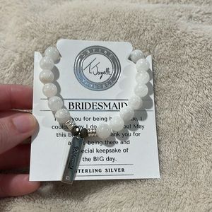 Bridesmaid T. Jazelle bracelet